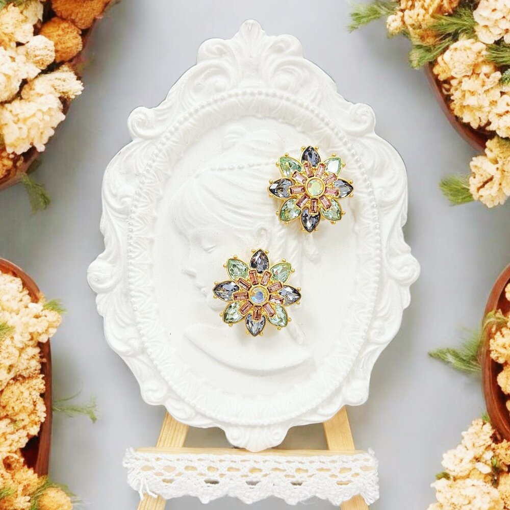 Multi color earrings, Multi color flower stud, Bridal multi color earrings, Gift - Picture 3 of 7